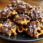 Peanut Butter Pretzel Clusters
